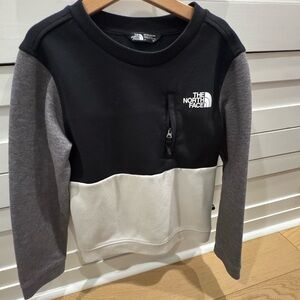 The North Face Kids’ Classic Color block black grey crewneck boys size S/P 7/8